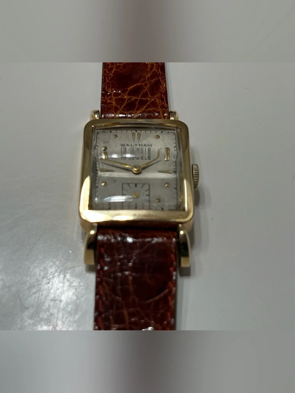 Waltham 19 Jewels 14k Gold Manual Winding Watch with Brown Leather Strap